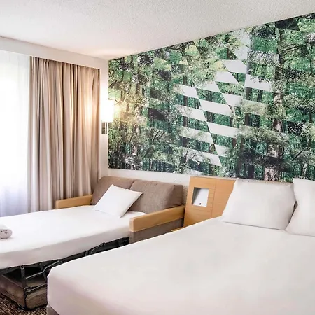 Novotel Bordeaux Hotel