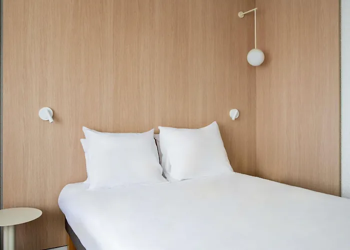 Novotel Bordeaux 4*