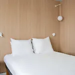 Novotel Bordeaux 4*