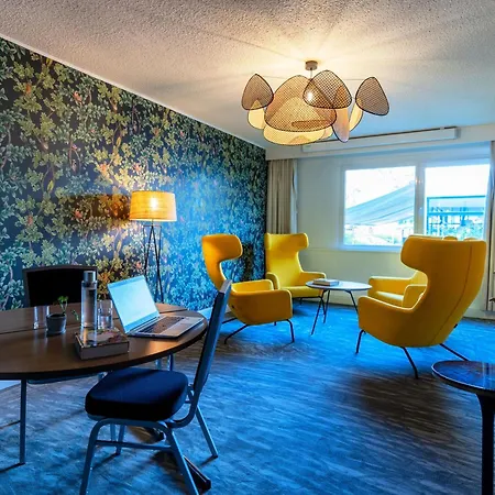 Отель Novotel Bordeaux 4*