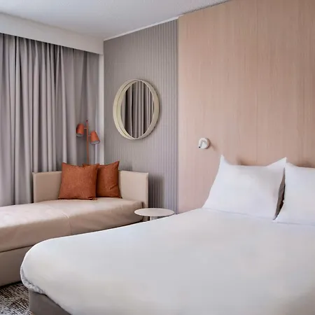 Novotel Bordeaux 4* Мериньяк