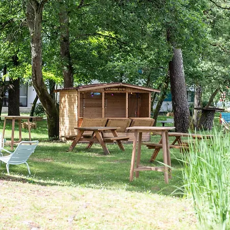 Novotel Bordeaux Отель