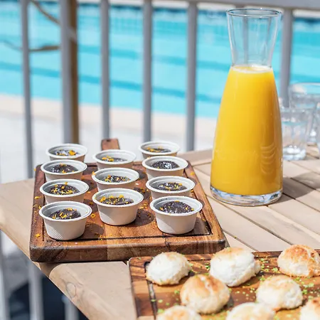 Novotel Bordeaux Отель 4*