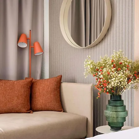 Novotel Bordeaux Отель 4*