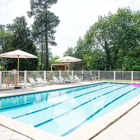 فندق Novotel Bordeaux Mérignac