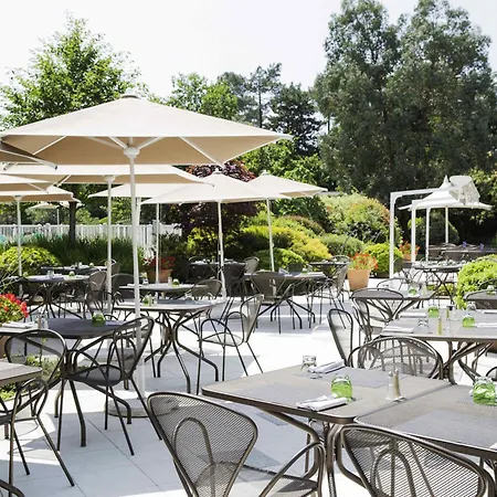 Novotel Bordeaux Hotel 4*