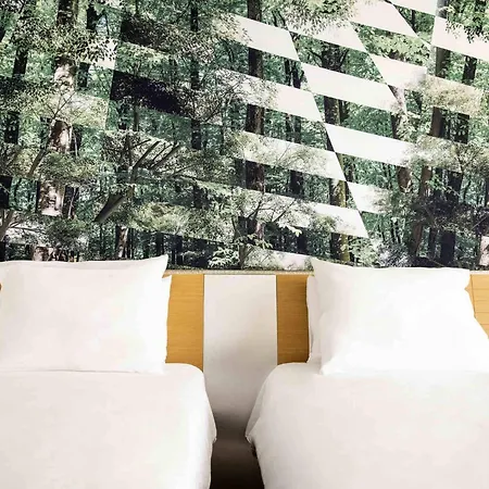 Novotel Bordeaux Hotel 4*