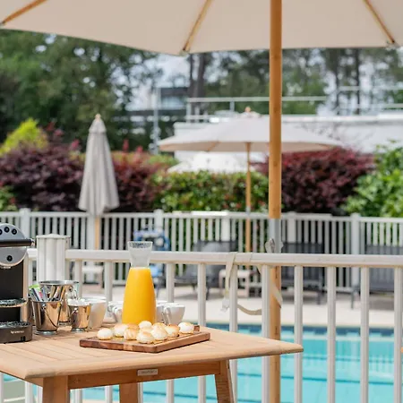 Novotel Bordeaux Otel 4*