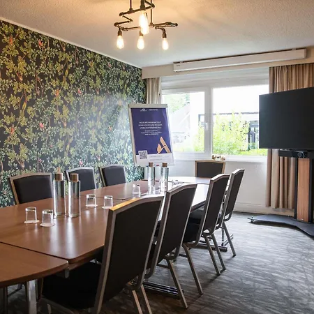 Novotel Bordeaux מלון 4*