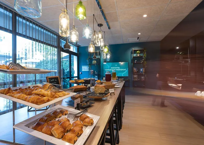 Novotel Bordeaux 4*